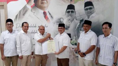 Pasangan Molen Hakim Terima B1 KWK Dari Partai Gerindra